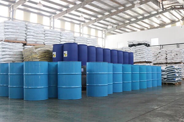 Lợi ích khi hợp tác cùng công ty cung cấp hóa chất công nghiệp uy tín Hồ Chí Minh