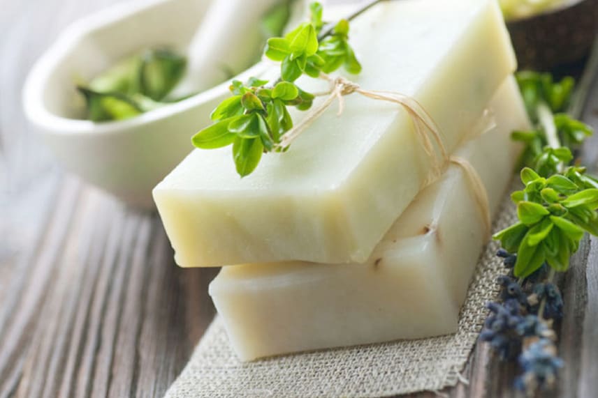 Sản xuất xà phòng và chất tẩy rửa